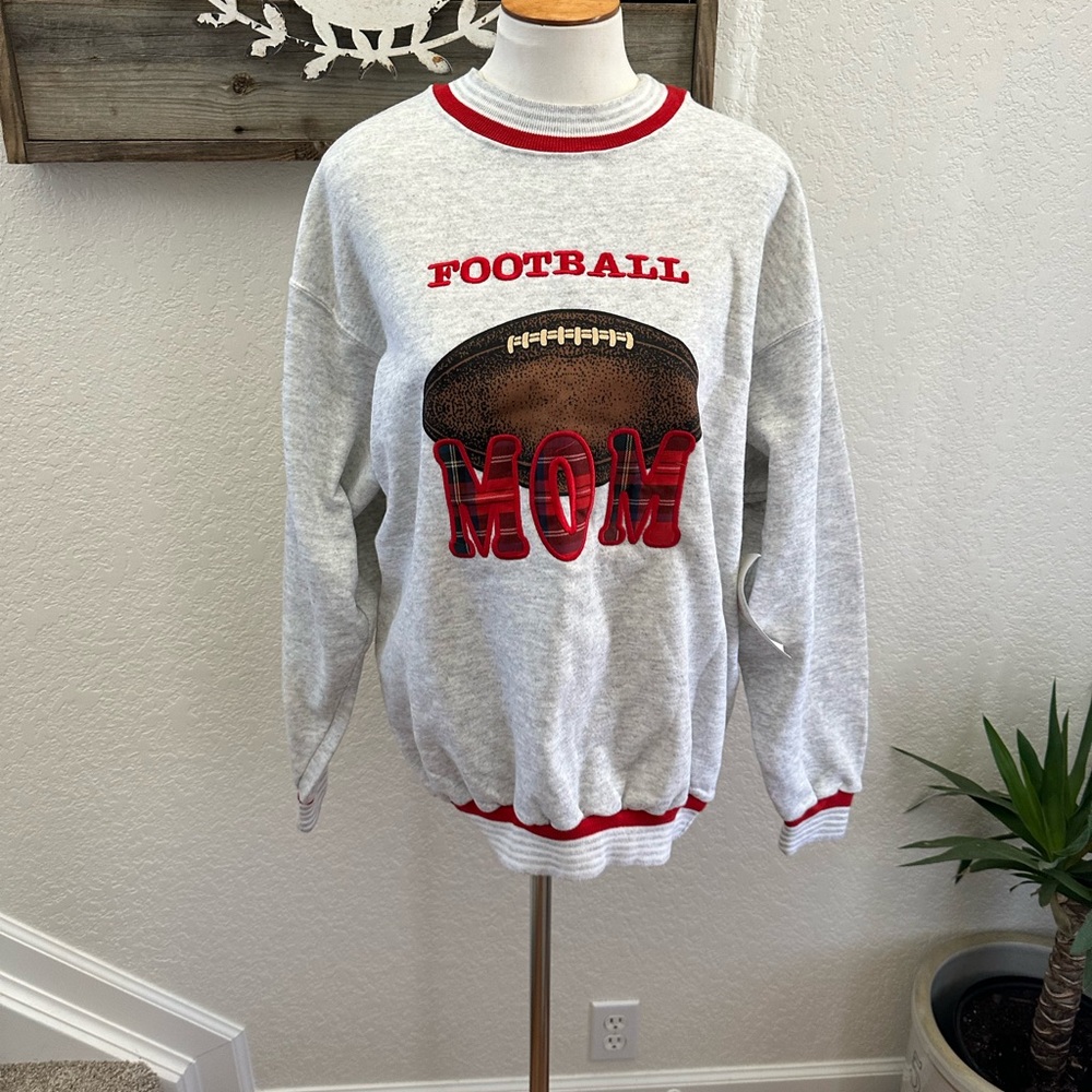 VTG Football Mom embroidered plaid sweatshirt pullover ladies Large NWT